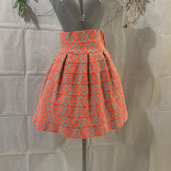 🔴 Spandex Balloon Mini Skirt - Picture 2 of 6